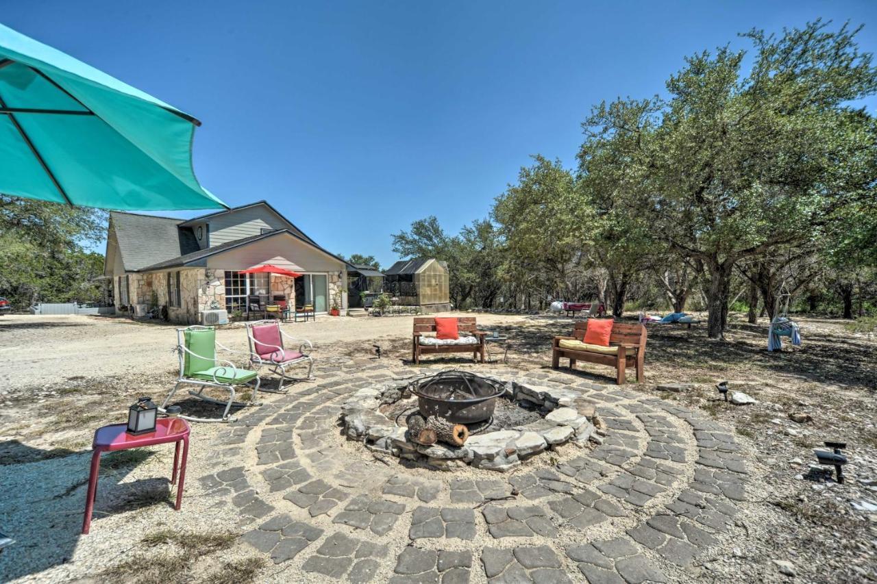 Family Friendly Hill Country Home 13 Mi To Lake! ニューブラウンフェルズ エクステリア 写真
