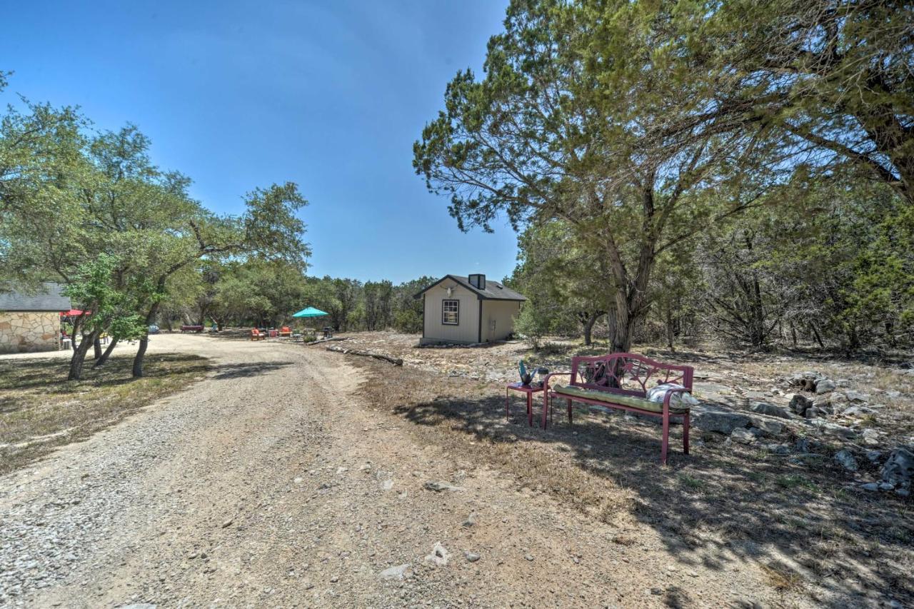 Family Friendly Hill Country Home 13 Mi To Lake! ニューブラウンフェルズ エクステリア 写真